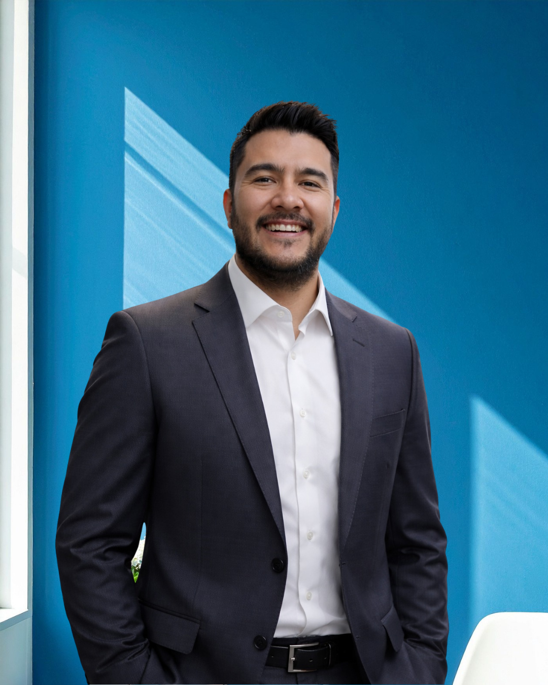 Luis L.